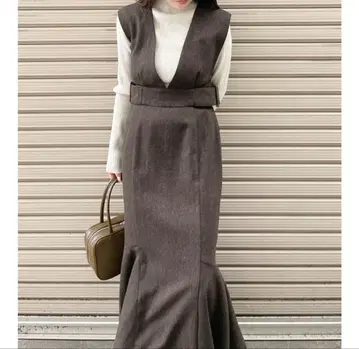 [MURUA] 사이드 벨트 머메이드 오버롤 스커트