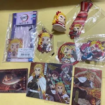 귀멸의 칼날 렌고쿠 쿄쥬로 굿즈 세트