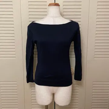 네이비 오프숄더 긴팔 티셔츠 랄프 로렌 네이비 컬러 오프숄더