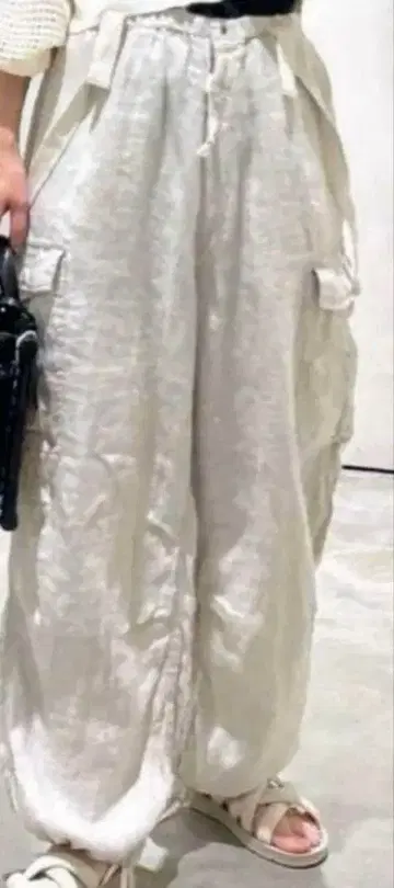 새상품급 niko and - FINE 린넨 서스펜더 팬츠 M