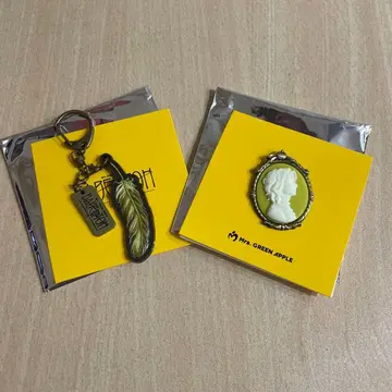 후지사와 료카 세트 미세스 바벨탑 가챠 카메오 핀즈 키링 옐로우 컬러