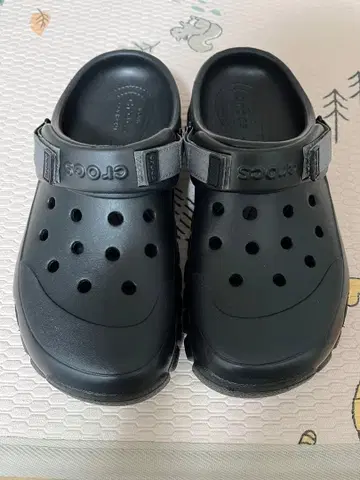 Crocs 클로그 샌들 블랙