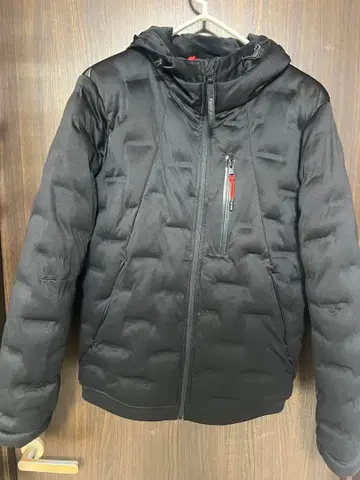 FieldCore 블랙 다운 자켓 S 사이즈