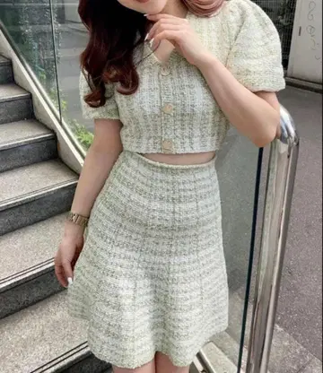 에이미 이스트 월 거베라 트위드