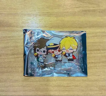 아이나나 x MOMI&TOY'S 모미토이 아크릴 배지 스탠드 피타고라