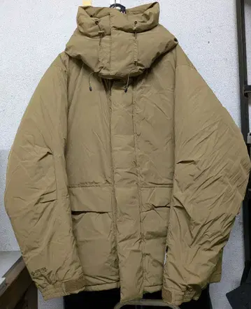 21aw daiwa pier39 GORE-TEX DOWNJACKET