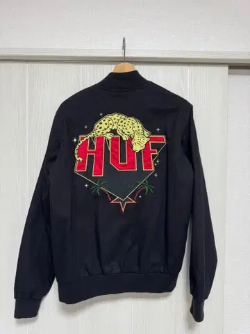 HUF 아우터