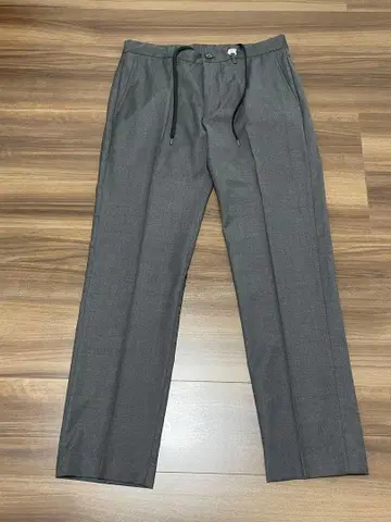 유나이티드 애로우즈 그레이 슬랙스 드로우 스트링 포함