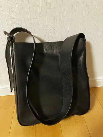 천연 가죽 가죽 숄더백 토트백 사선 블랙