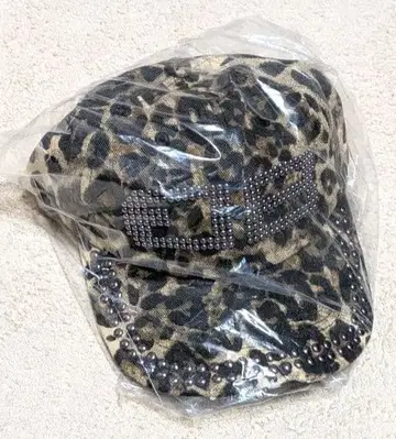 BEEDEN 캡 레오파드