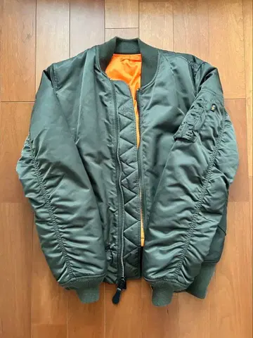 MA-1 플라이트 자켓 알파