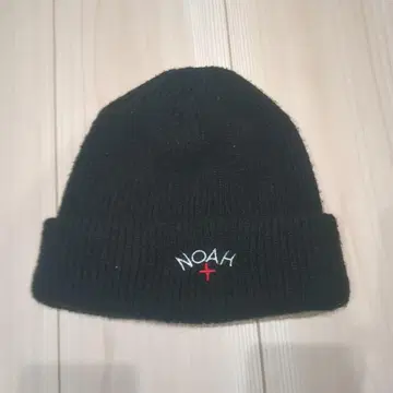 NOAH 블랙 니트 비니