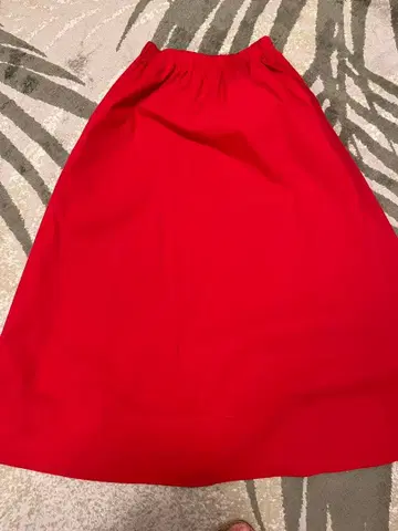 MACHATT 마차트 롱 플레어 스커트 빨간색