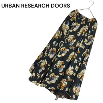 URBAN RESEARCH DOORS 꽃무늬 롱 스커트 안감 있음 M