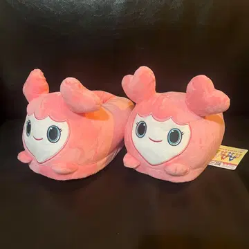 TWICE LOVELYS 봉제 인형 슬리퍼 모모