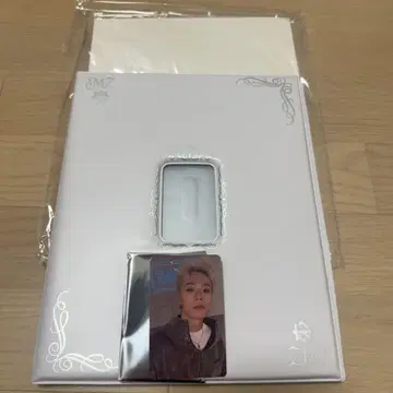 MAZZEL 콜렉트북 타쿠토