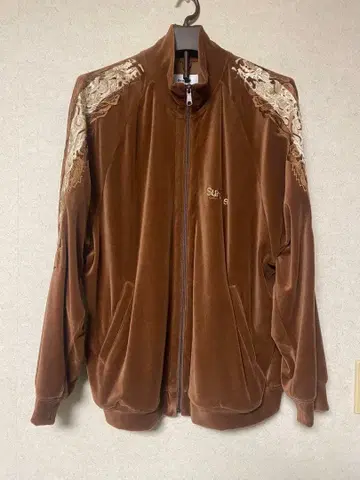 [ doublet / 더블렛 ] 벨로아 트랙 자켓 카오스 자수