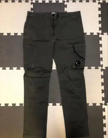 C.P.company 카고 팬츠