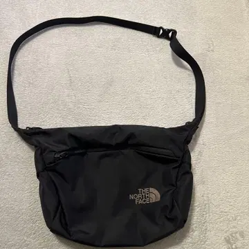 THE NORTH FACE 블랙 숄더백