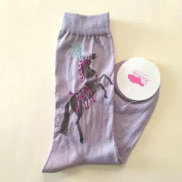 엘리자베트 1878 키완다 바이올렛 로얄 호스 삭스