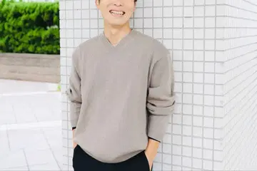 유니클로C 릴랙스 V넥 스웨터 그레이(05) L