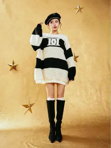 다리치 아플리케 부클레 상의 블랙 믹스