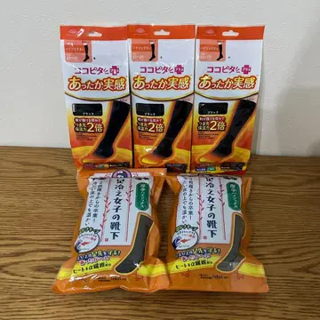 코코피타 따뜻한 실감 블랙 하이삭스 다리 냉증 여자 양말 세트입니다