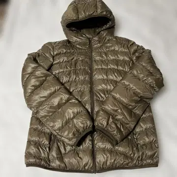 새상품급 UNIQLO 울트라 라이트 다운 브라운 XL 브라운 계열