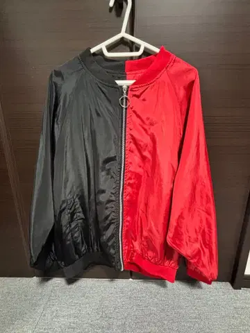 자켓 블랙 빨간색 S 사이즈
