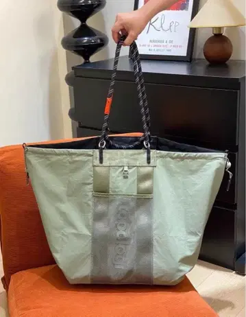 Topologie Summit Tote 그린 블랙