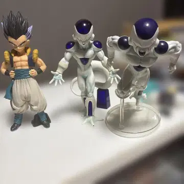 드래곤볼 오천크스 프리저 2체 피규어 세트