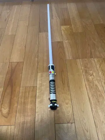 라이트세이버 오비완 블랙 시리즈 작동 확인 완료