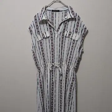 CHIP CLIP 스트라이프 패턴 슬리브리스 셔츠 원피스