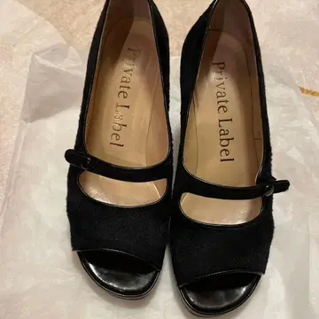 Private Label 블랙 하이힐 펌프스 스트랩 포함
