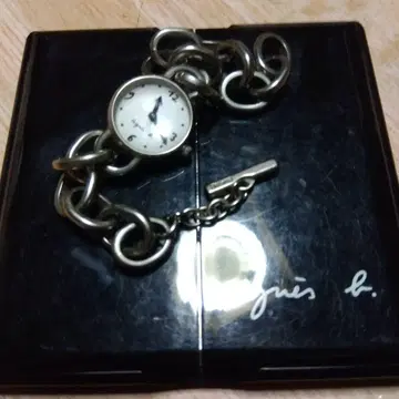 에네스베 쿼츠 손목시계 실버 체인 팔찌