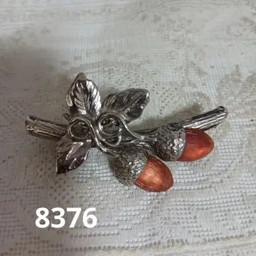 8376 동동이 브로치