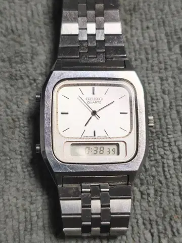 세이코 H449-5360 쿼츠 손목시계