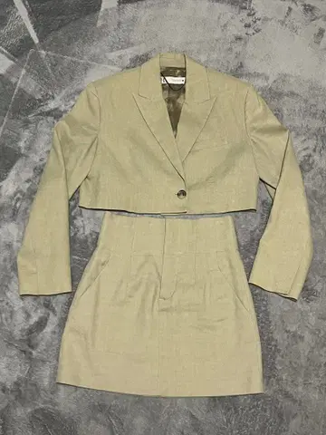 ZARA 테일러드 자켓 & 미니 스커트 셋업 베이지