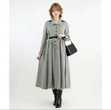 어나더 안젤라스 벨벳 사용 변형 오픈 카라 턱 원피스