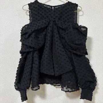 SNIDEL 스나이델 리본 모티브 블라우스 블랙 새상품급