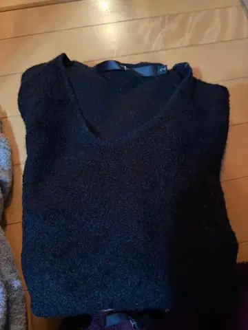 노아이디 복슬복슬 소재 V넥 니트 4색 세트