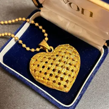 유품 정리 목걸이 골드 액세서리