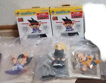 제일복권 드래곤볼 만화 스트럭처 손오공 크리링 18호