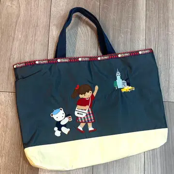 파밀리아 & 레스포 콜라보 한정판 토트백