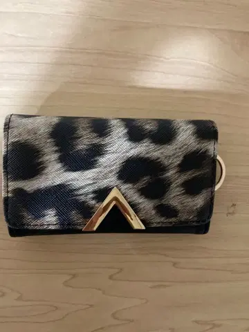 레오파드 무늬 키케이스 합성 피혁