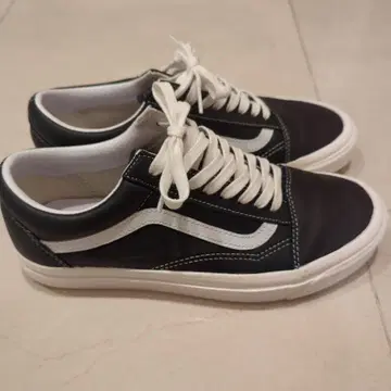 VANS 올드스쿨 레더 스니커즈 블랙