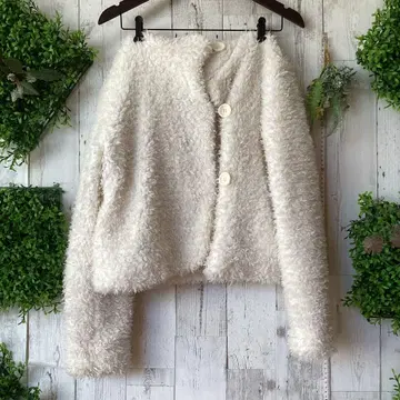 평평하게 놓음 가슴 너비 50 소매 폭 18