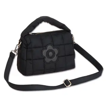 마리콴트 MARY QUANT 백