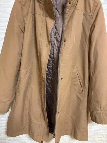 라이너 포함 푸드코트