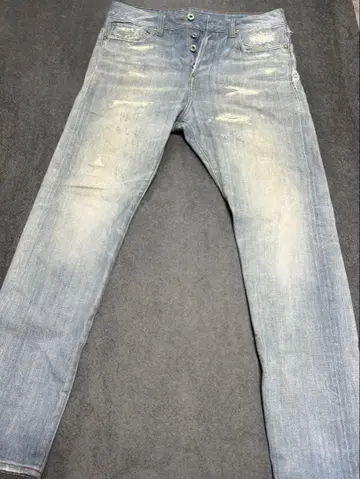 G-STAR RAW 라이트 블루 데미지 가공 청바지